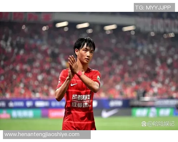 成都足球队灵活性引发热议球迷与专家各执己见的背后故事